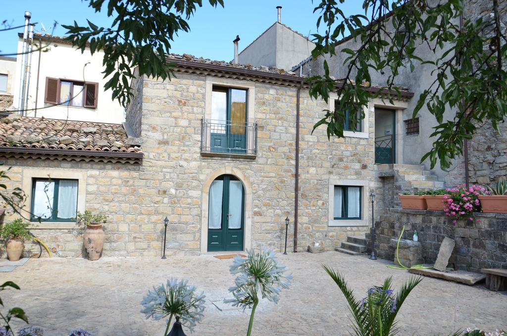 Villa La Carretteria Mistretta Esterno foto